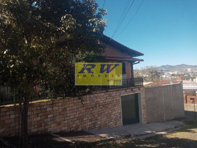 Casa para Venda em Belo Horizonte - 1