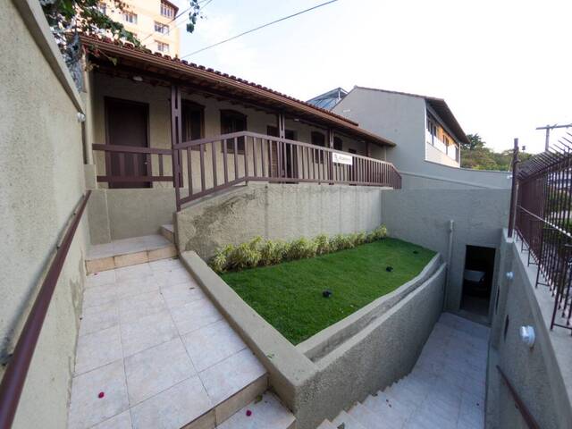 Casa para Venda em Belo Horizonte - 1