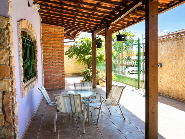 Casa para Venda em Belo Horizonte - 2